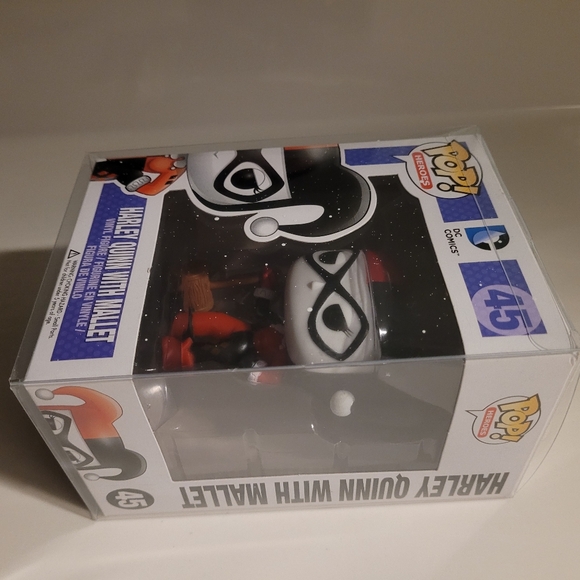 FUNKO POP x DC COMICS CLASSICS Harley Quinn With Mallet Vinyl Figure #45 - Picture 13 of 16